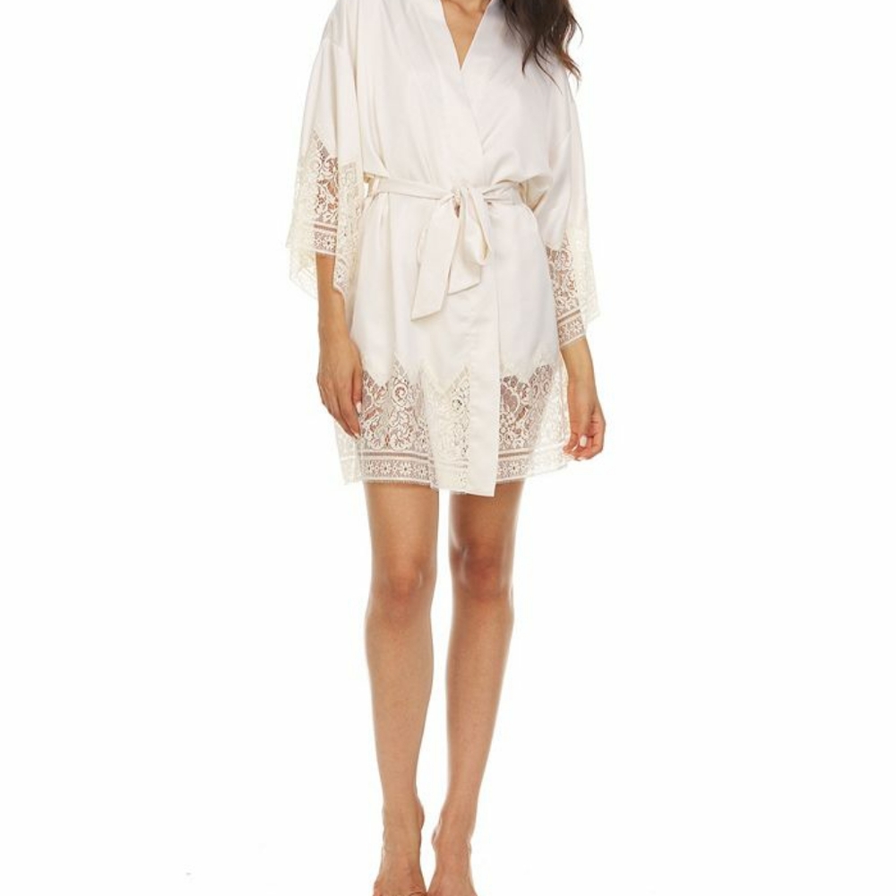 Floria Nikrooz Robe Cream/ Soft Off White NWT
